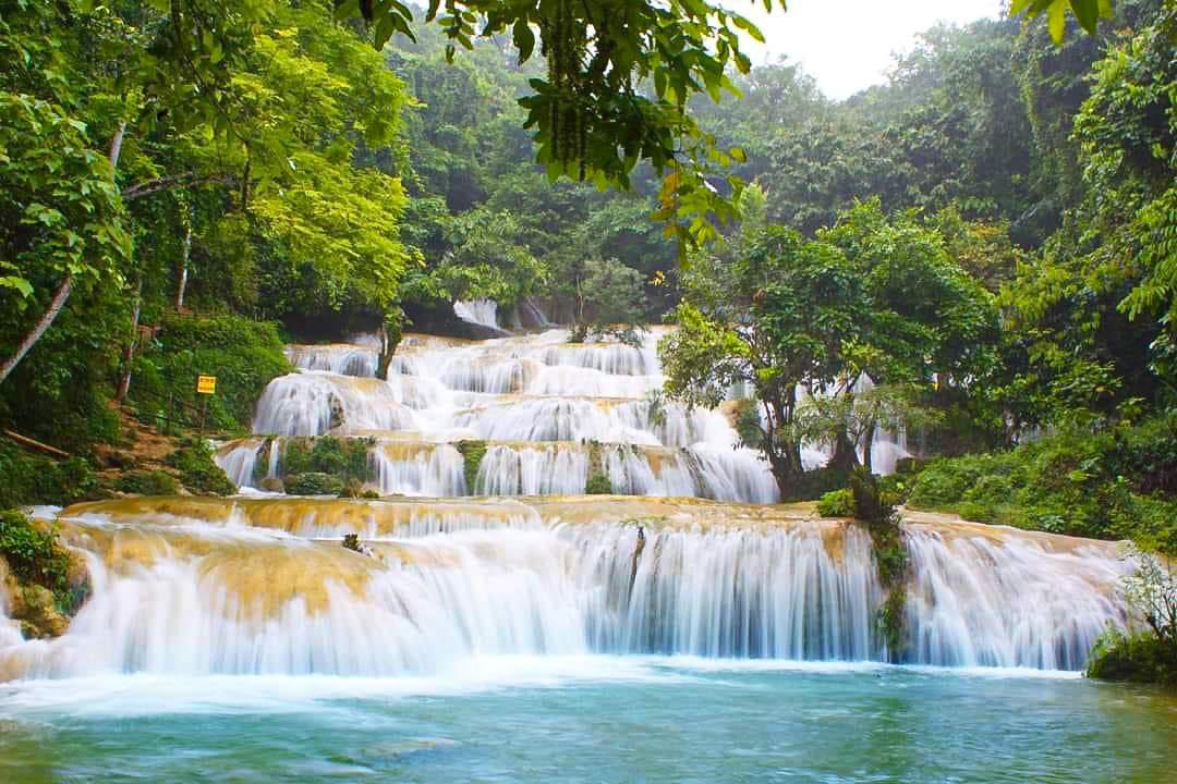 khung cảnh Thác Mây Thanh Hóa